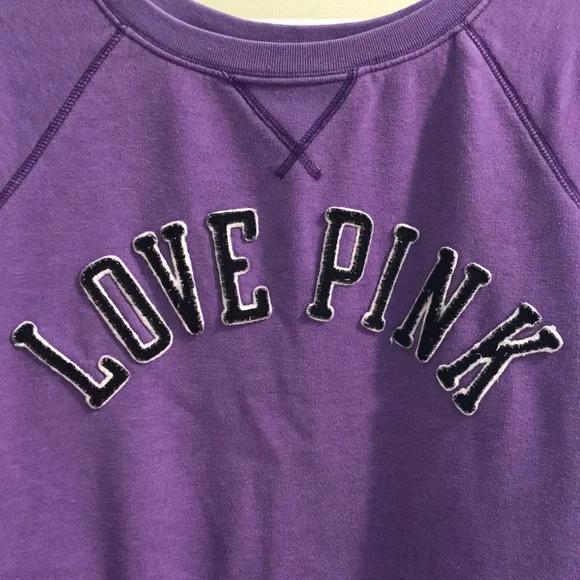 Victoria secret Sweatshirt 🦮 - Picture 2 of 3